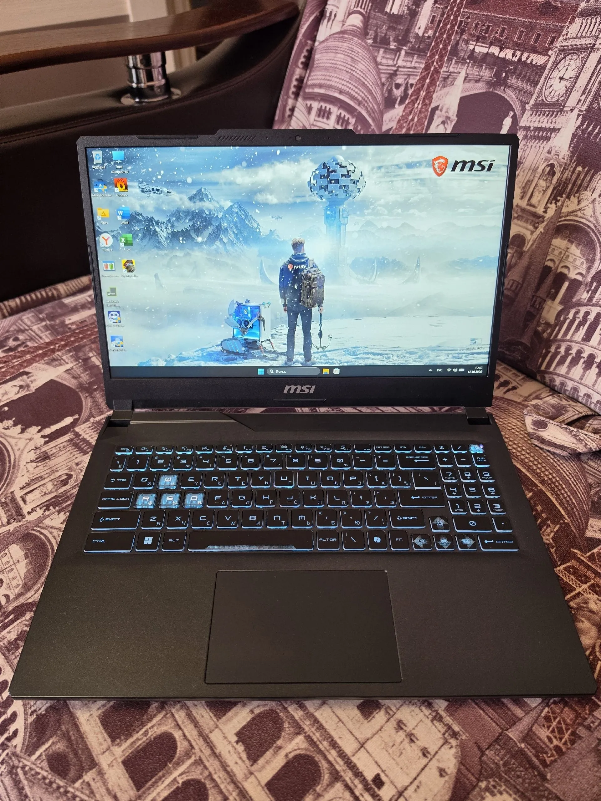 Игровой ноутбук MSI Cyborg 15, 2026 года выпуска