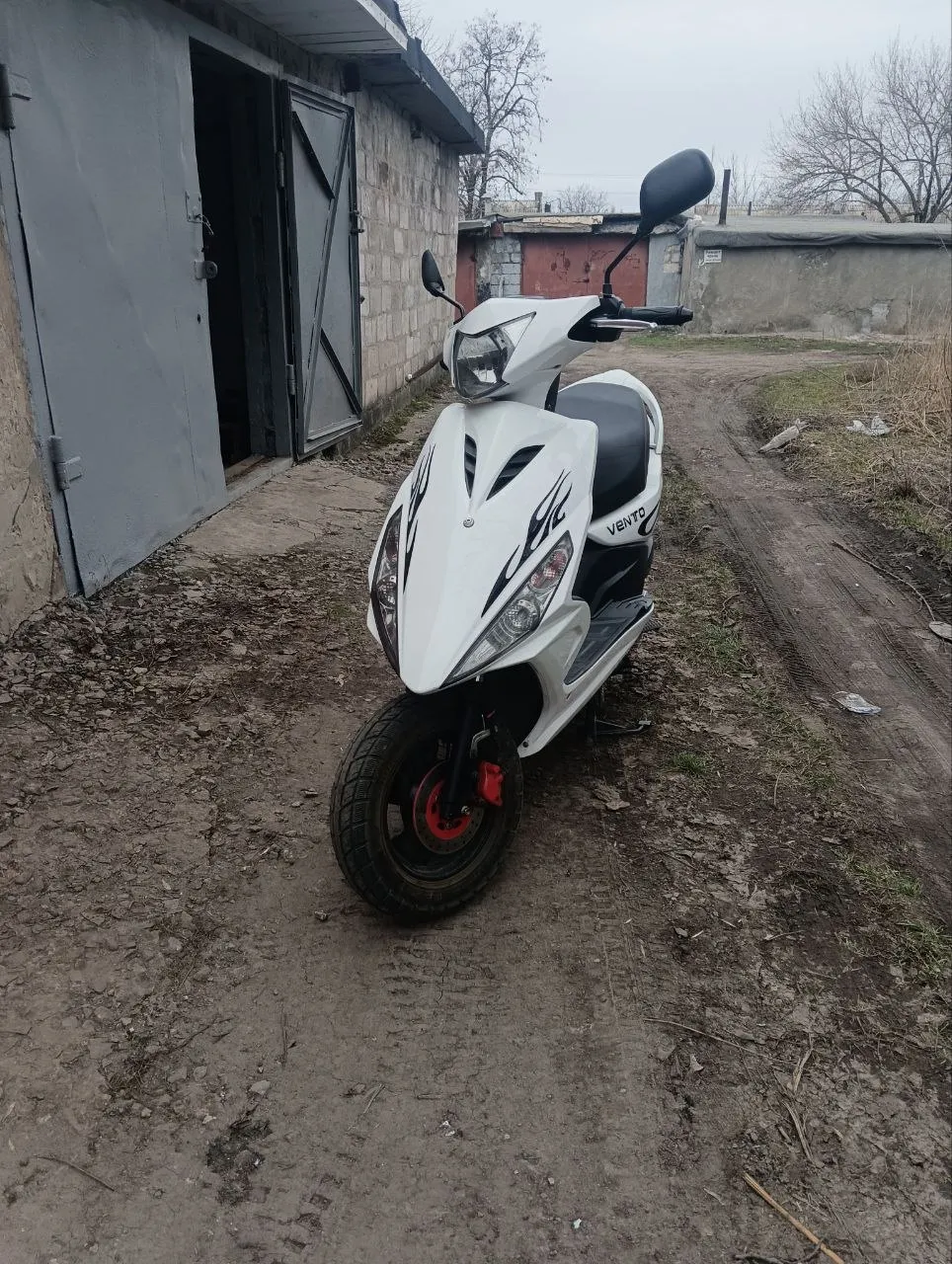 Мопед Vento Corsa 150 кубов