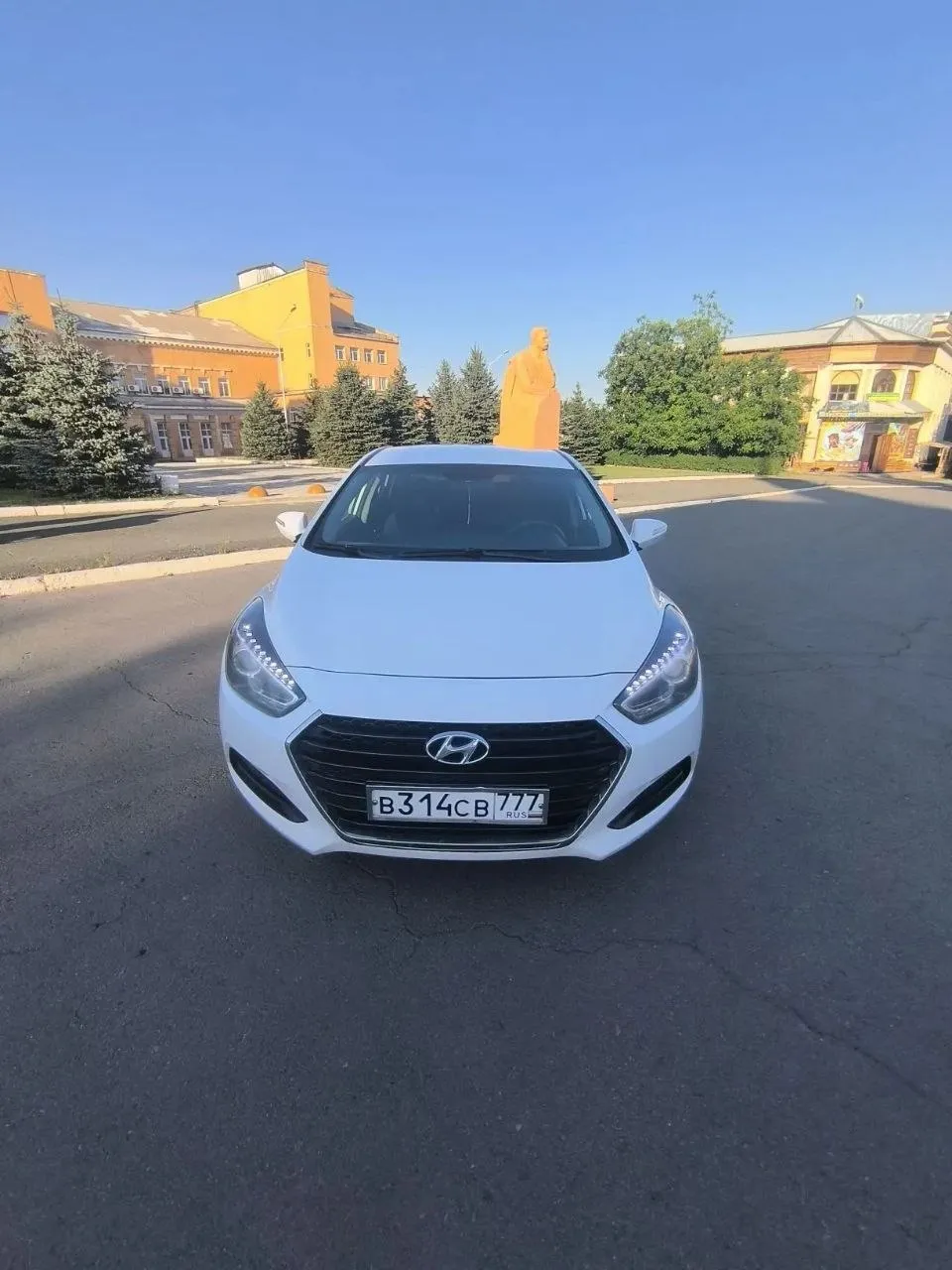 Продам Hyundai i40.