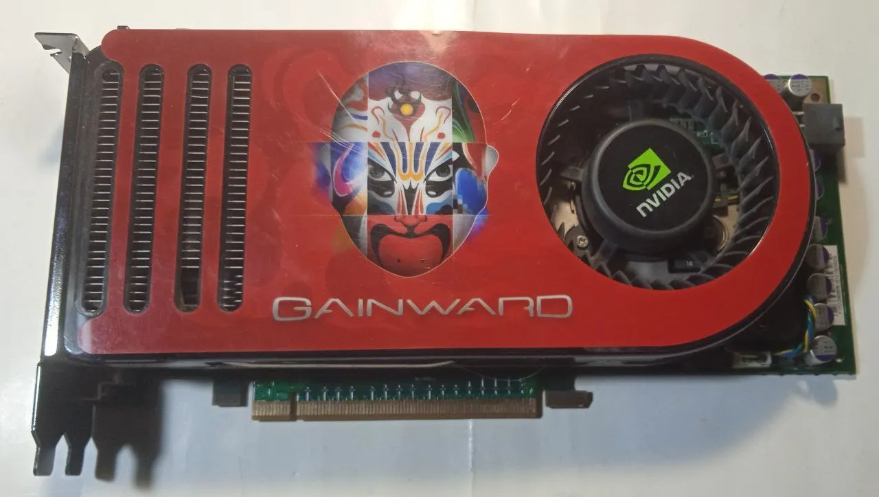 Видеокарта Gainward GeForce 8800 GTS